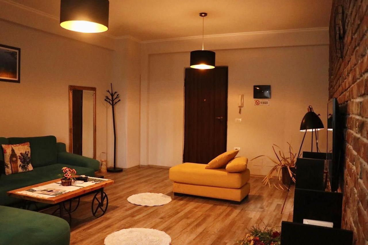 Apartment Ultra 'new Baazar' *